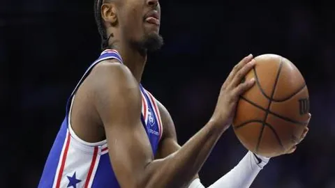 武磊將告别海外生涯，重返上海海港足球俱乐部